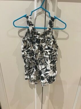 Old Navy Black & White Floral Linen Romper 18-24m